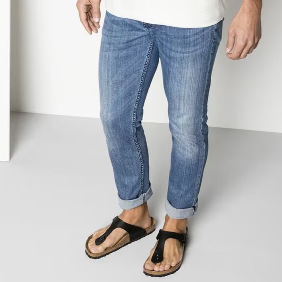 Birkenstock Gizeh Black Sandals, women’s Size 7-7.5, 38 - Picture 2 of 11